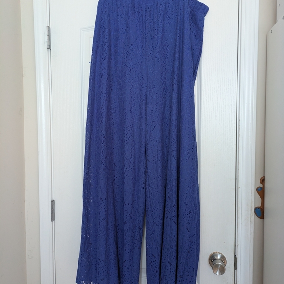 Elegant Blue Lace Women's Set - Picture 4 of 6